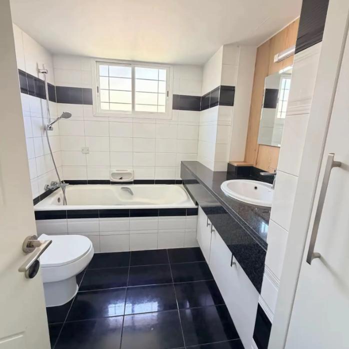 Villa, 3 bedrooms — 9