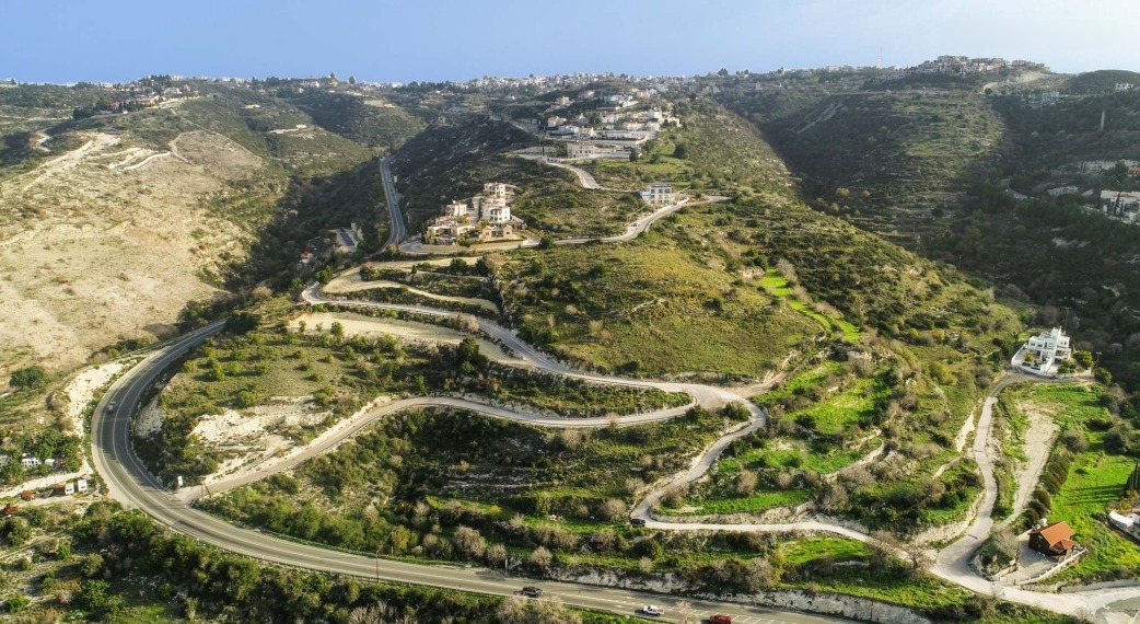 Земля в Пафосе