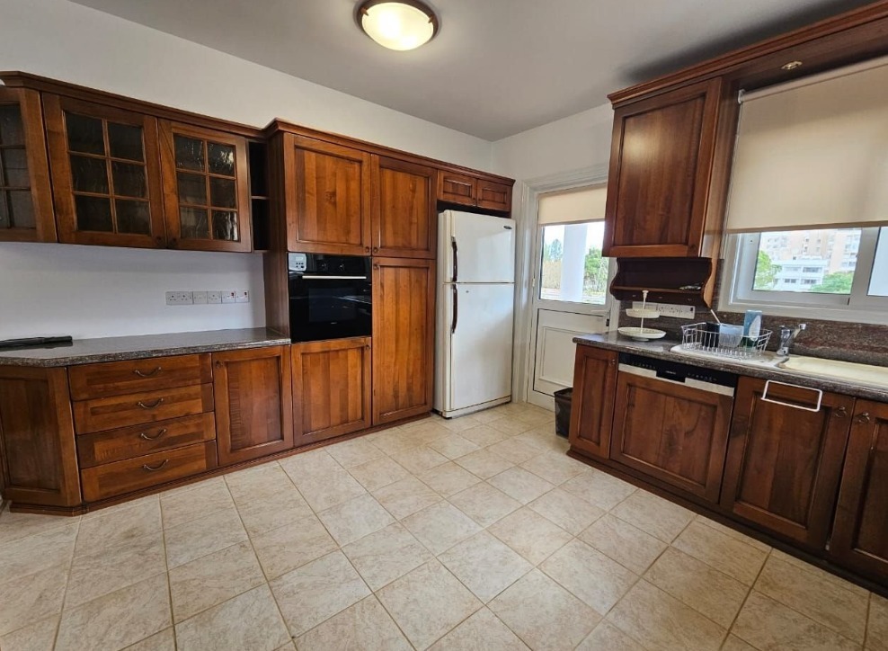 Apartment, 2 bedrooms — 8