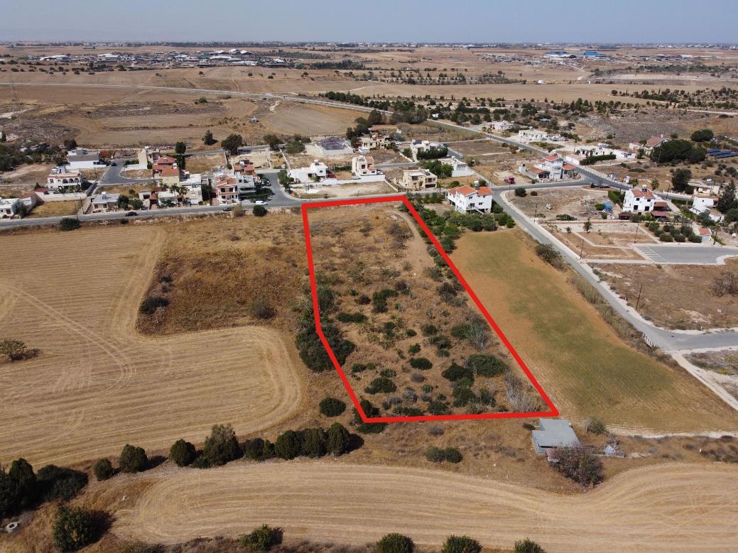 Land in Larnaca