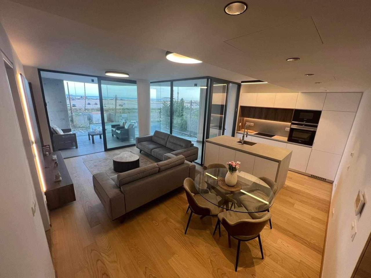 Apartment, 2 bedrooms — 2