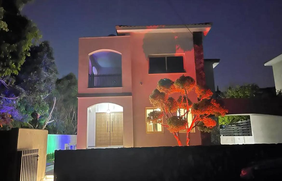 Villa, 5 bedrooms — 14