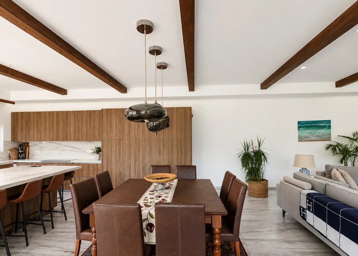 Villa, 6 bedrooms — 5
