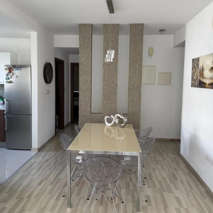 Apartment, 2 bedrooms — 6